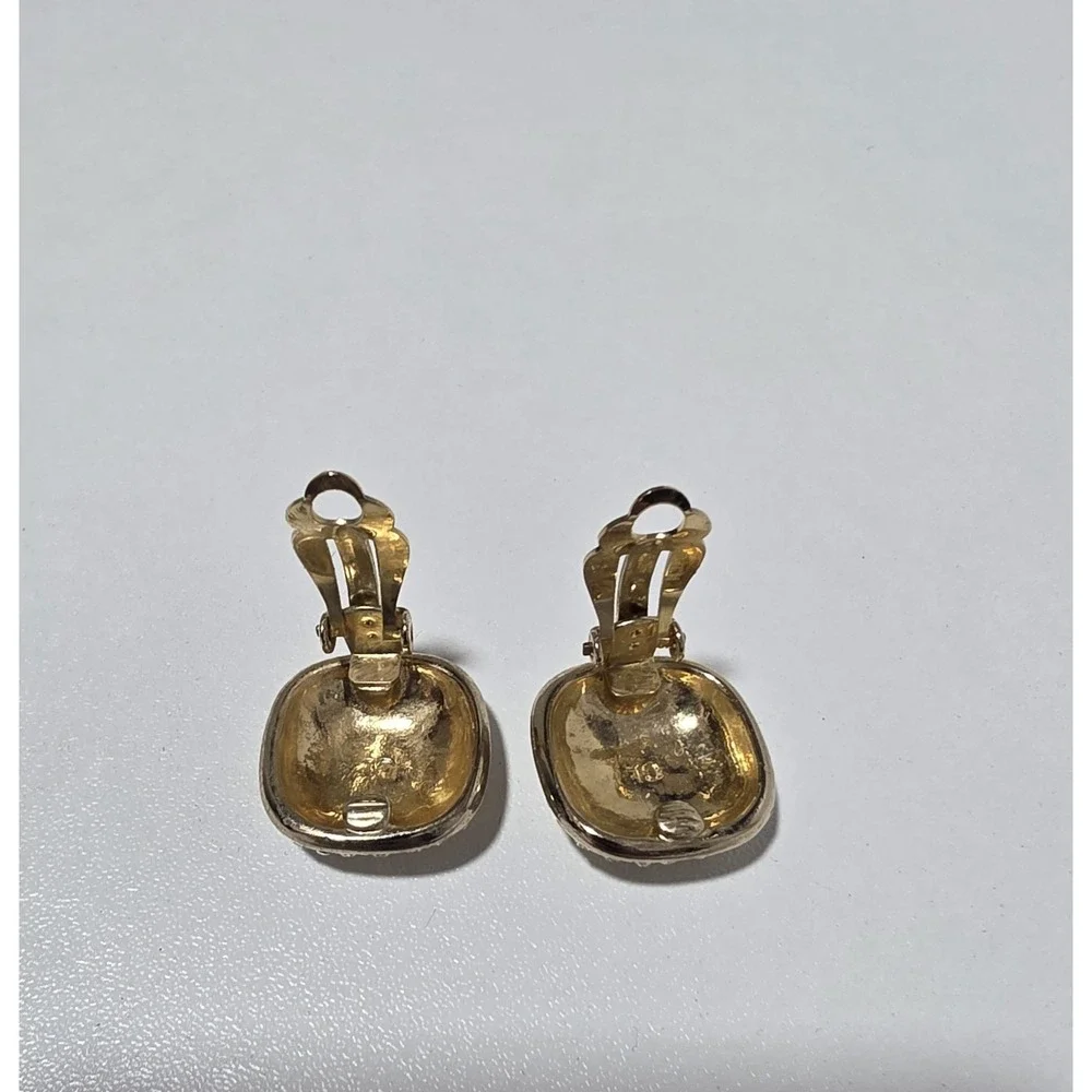 Vintage CL Marked Gold Tone Clear Rhinestone Pave Clip-On Earrings Square - Picture 4 of 6